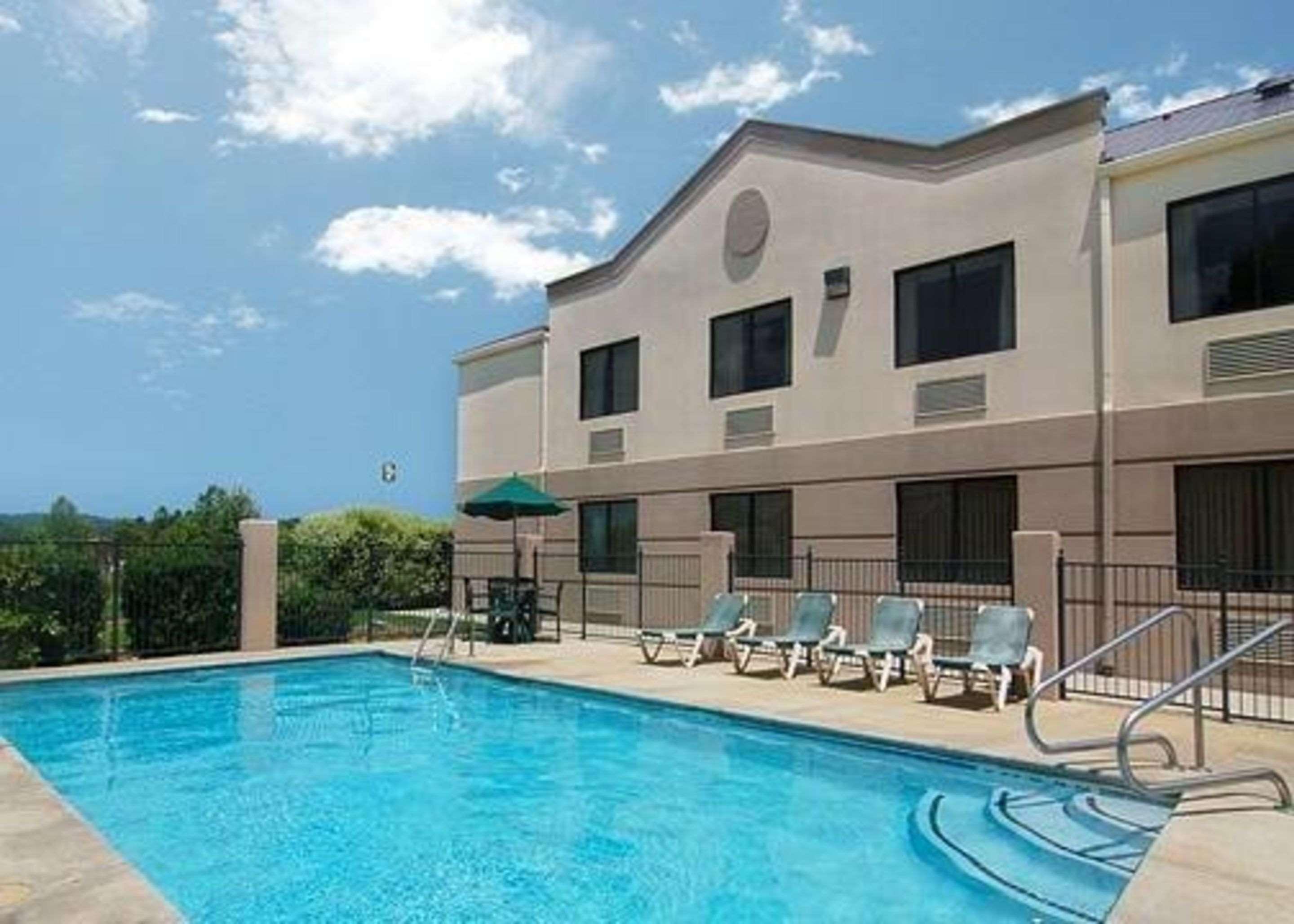Comfort Inn & Suites Leeds I-20 Luaran gambar