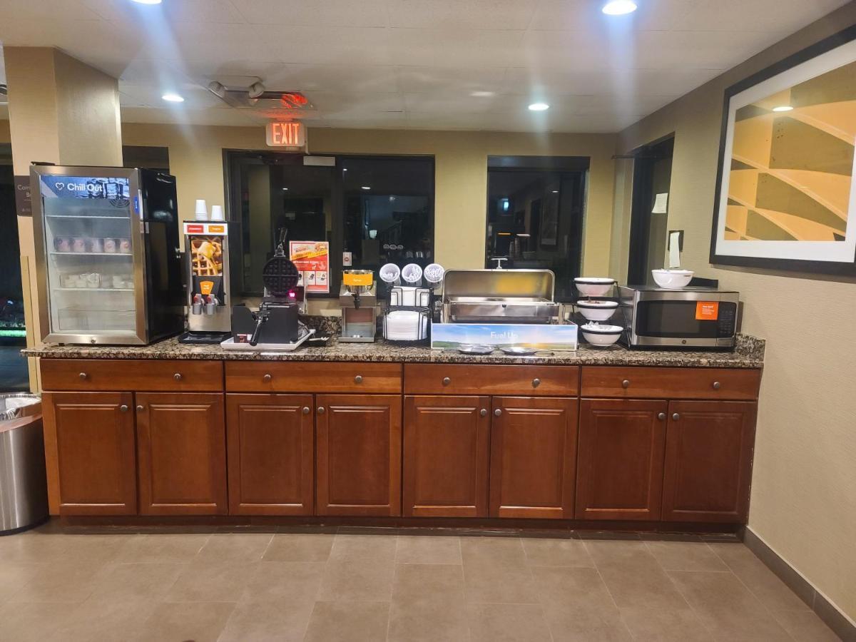 Comfort Inn & Suites Leeds I-20 Luaran gambar