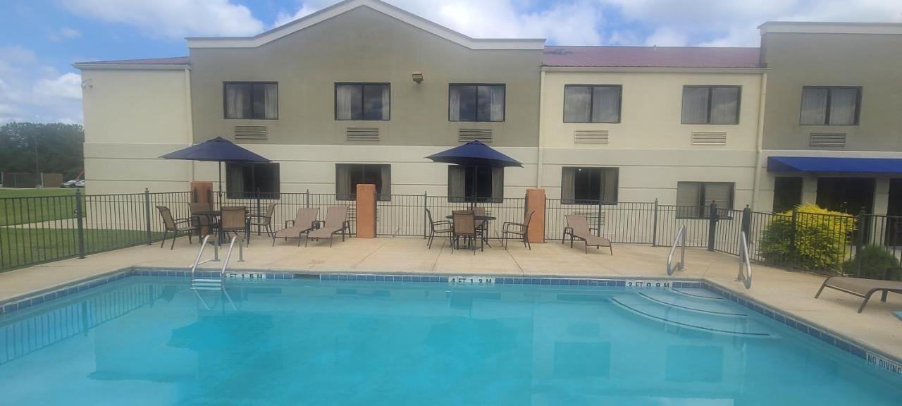 Comfort Inn & Suites Leeds I-20 Luaran gambar